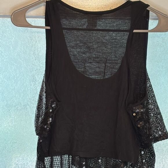 January 7 Women’s Black Sequined Tiered Cropped Asymmetrical Tank top size M - Picture 6 of 6